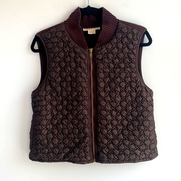 MICHAEL Michael Kors Jackets & Blazers - Michael Kors Women's Padded quilted Puffer style Vest form fit Chocolate LP